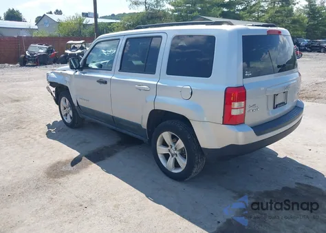 2011 Jeep Patriot Sport z USA, uszkodzony, nr VIN 1J4NF1GB8BD278992